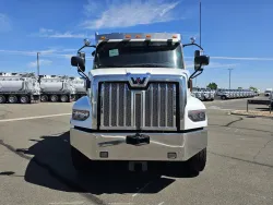 2025 Western Star 47X | Thumbnail Photo 2 of 18