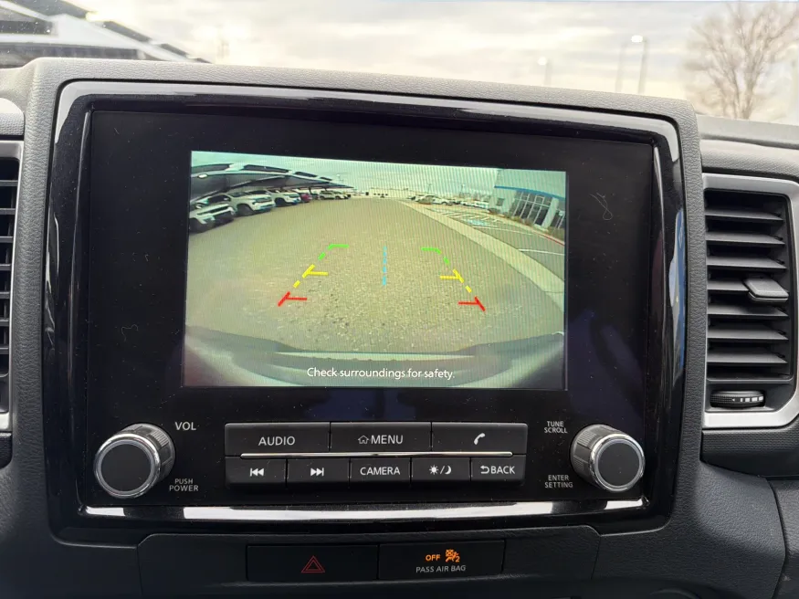 2022 Nissan Frontier SV | Photo 14 of 19