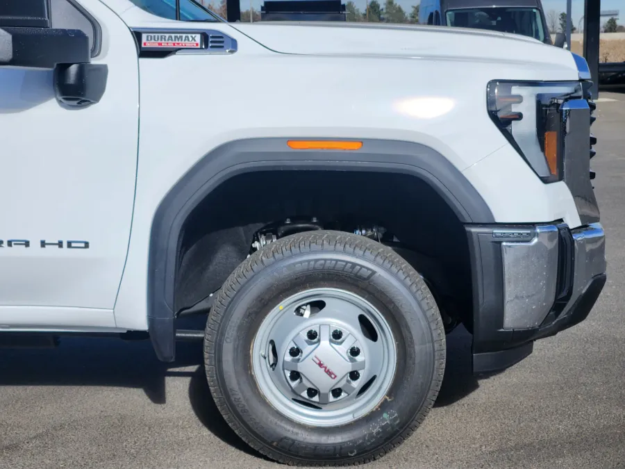 2026 GMC Sierra 3500HD CC Pro | Photo 5 of 20