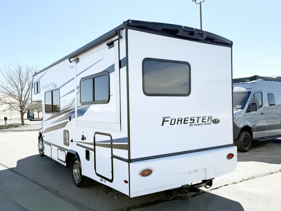 2023 Forest River Forester 2251LE | Photo 14 of 16