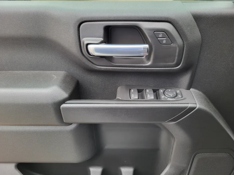 2026 GMC Sierra 2500HD Pro | Photo 18 of 24