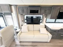 2026 Newmar Dutch Star 4369 | Thumbnail Photo 9 of 30