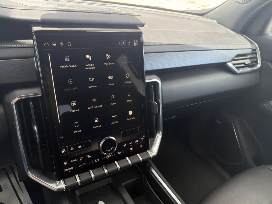 2024 GMC Acadia AWD Elevation | Photo 20 of 25