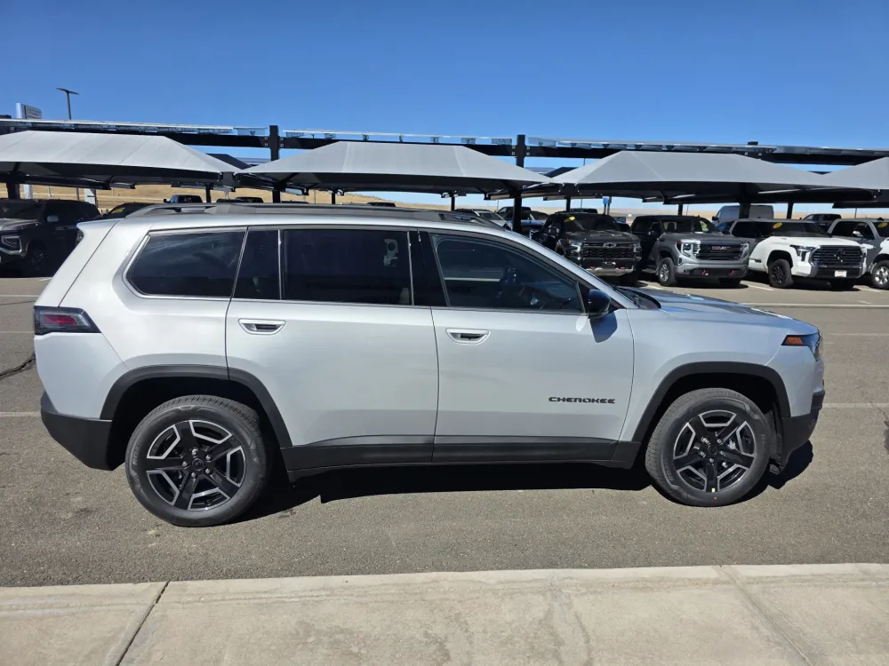 2026 Jeep Cherokee Limited - Photo 4