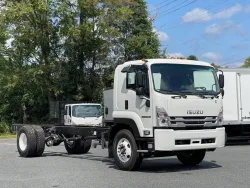2025 Isuzu FTR | Thumbnail Photo 2 of 11