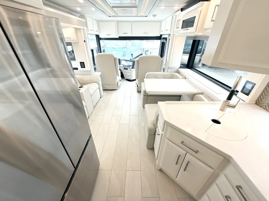 Fccc Rv New 2026 Newmar New Aire 3547 in Frederick, CO - Class A RV