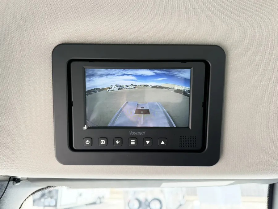 2024 Freightliner M2 106 Plus Summit Hauler | Photo 9 of 23