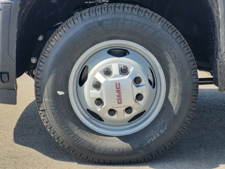 2026 GMC Sierra 3500HD CC Pro | Photo 9 of 23