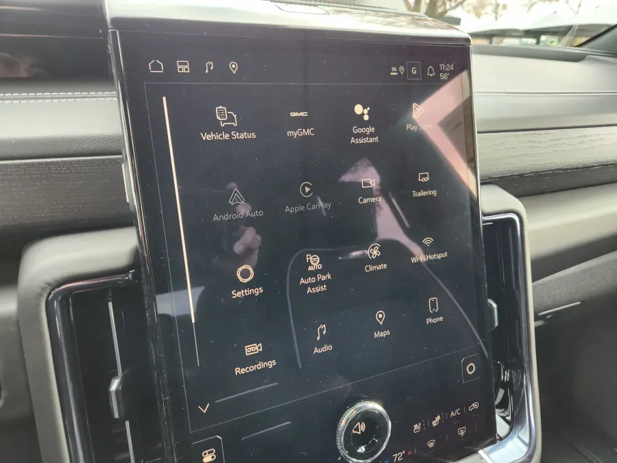 2026 GMC Yukon AT4 Ultimate | Photo 28 of 33