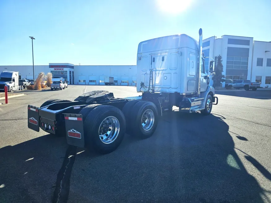 2025 Western Star 47X | Photo 5 of 19