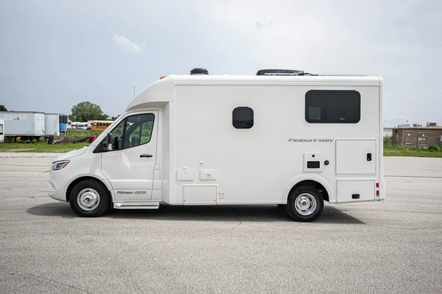 2026 Pleasure-way Plateau XLTW | Photo 1 of 24