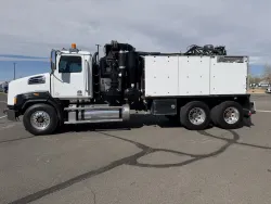 2021 Rival T7 | Thumbnail Photo 2 of 7