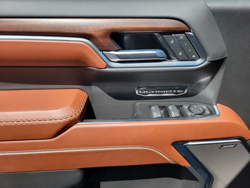 2026 GMC Sierra 1500 Denali Ultimate | Photo 19 of 26