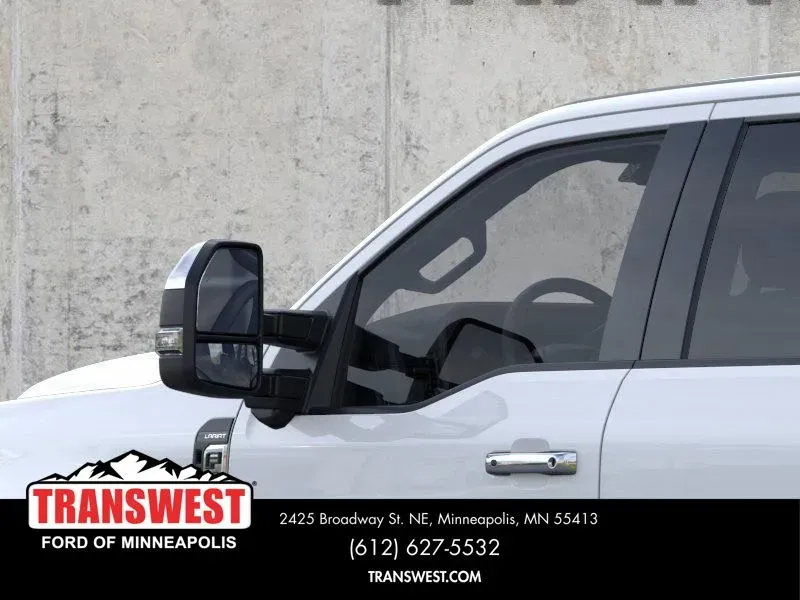 2026 Ford Super Duty F-250 Lariat | Photo 19 of 22