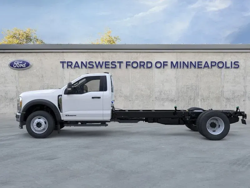 2026 Ford Super Duty F-600 | Photo 3 of 22