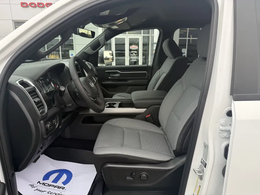 2026 RAM 1500 Big Horn | Photo 11 of 14