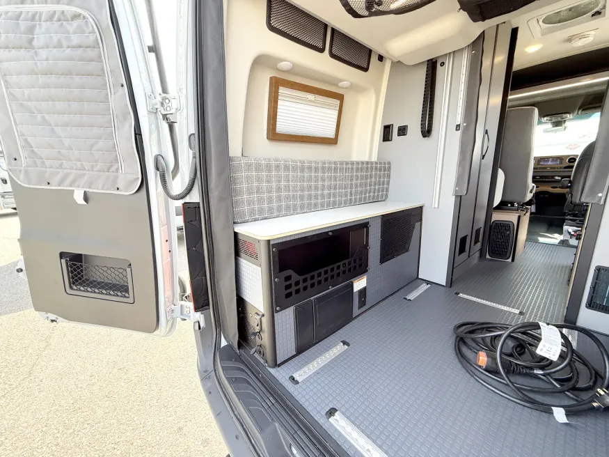 2026 Winnebago Revel 44E | Photo 17 of 19