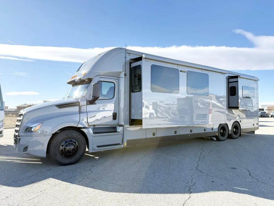 2026 Renegade XL 45 DBM | Photo 23 of 31