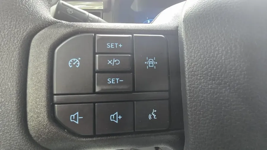 2025 Ford F-150 | Photo 16 of 30