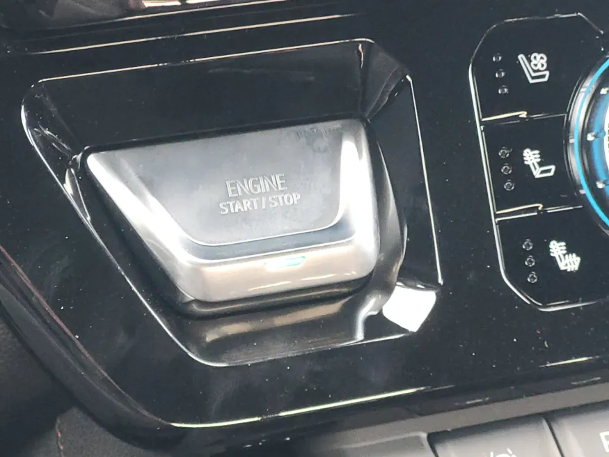 2026 GMC Sierra 1500 AT4 | Photo 19 of 27