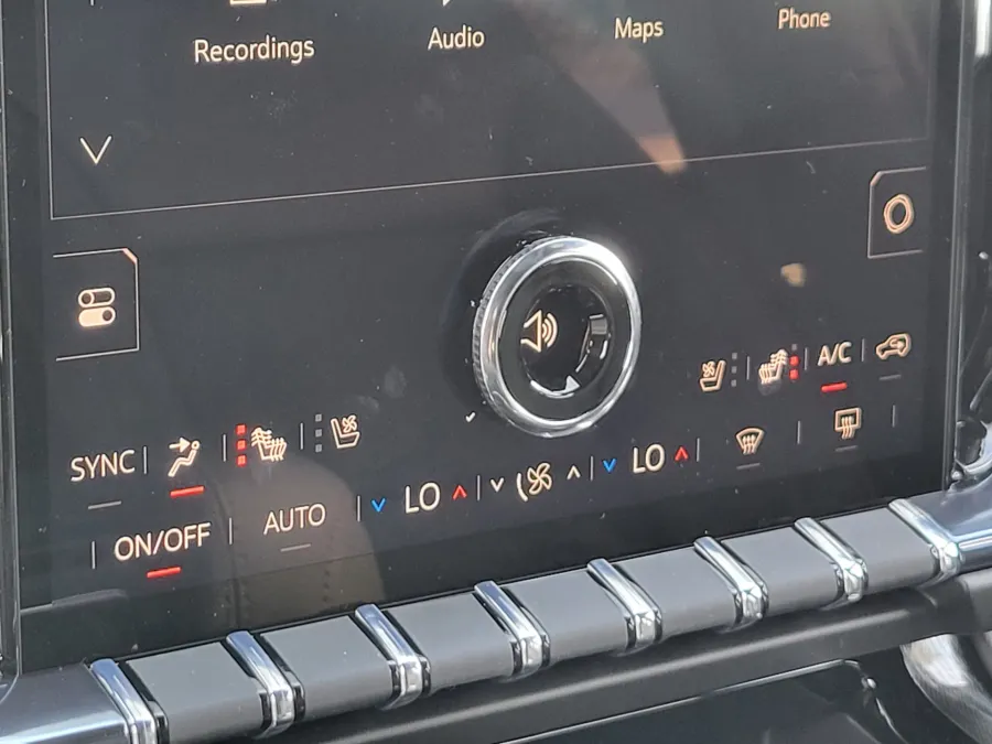 2026 GMC Yukon AT4 | Photo 16 of 26