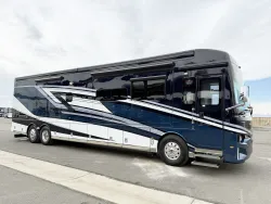 2026 Newmar Dutch Star 4325 | Thumbnail Photo 1 of 32