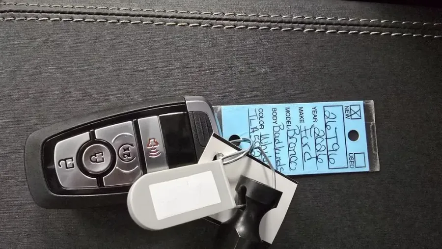 2026 Ford Bronco | Photo 22 of 28