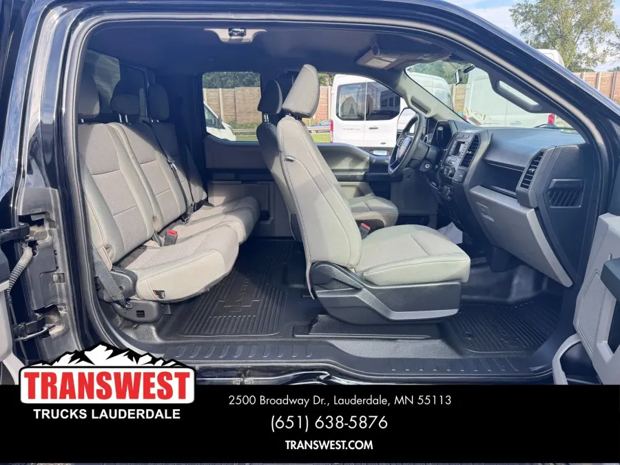 2022 Ford Super Duty F-350 XL | Photo 19 of 22