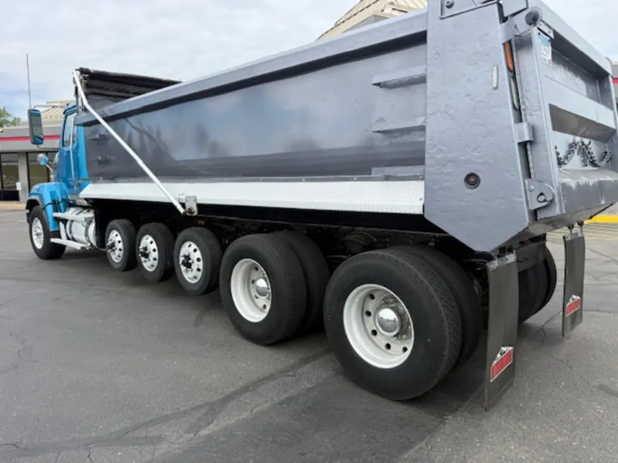 2019 Western Star 4700SF | Photo 4 of 14