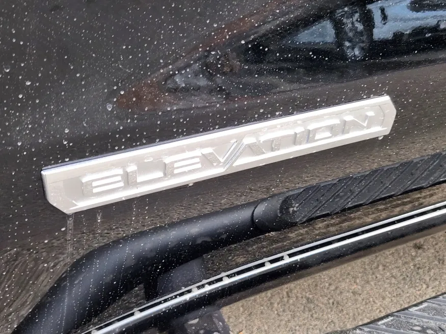 2026 GMC Sierra 1500 Elevation | Photo 7 of 23