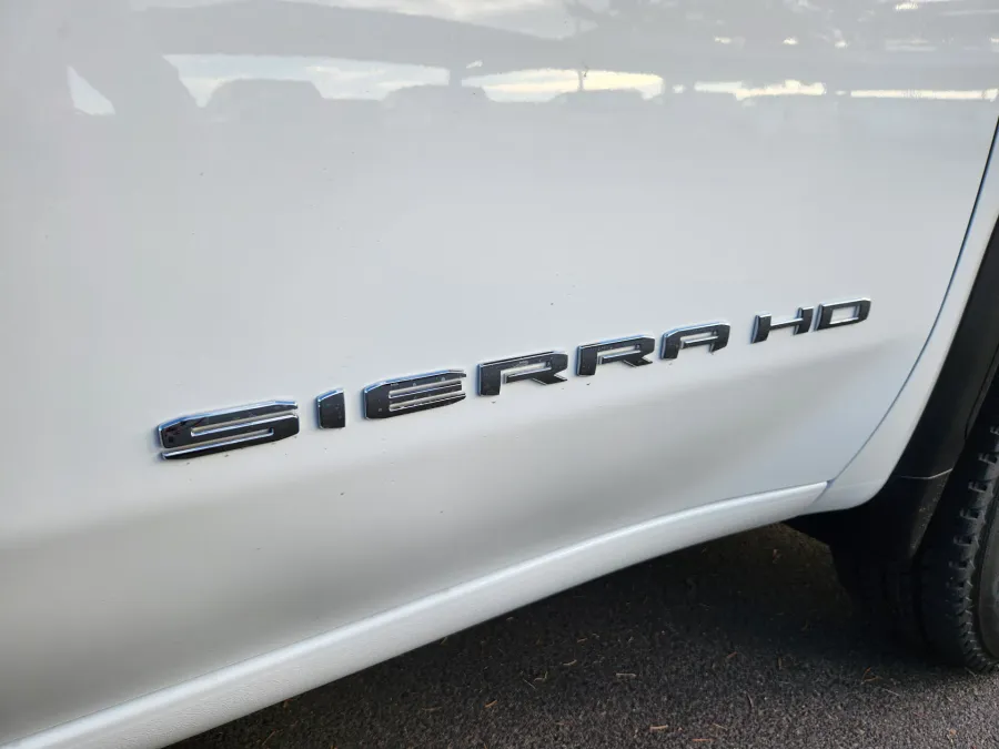 2026 GMC Sierra 2500HD Pro | Photo 17 of 28