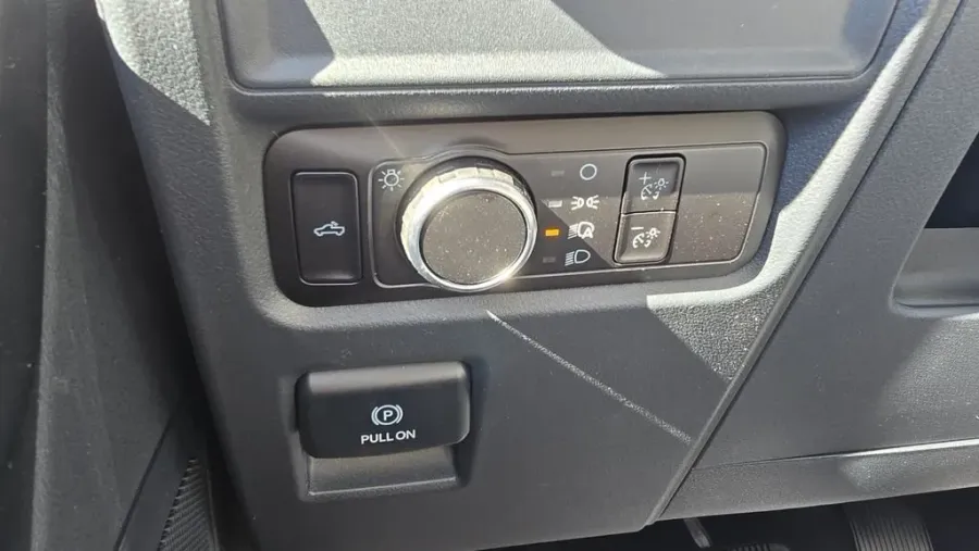 2026 Ford F-150 | Photo 14 of 29