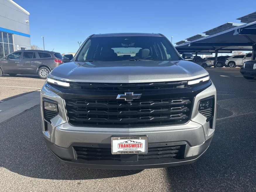 2026 Chevrolet Traverse AWD LT | Photo 7 of 22