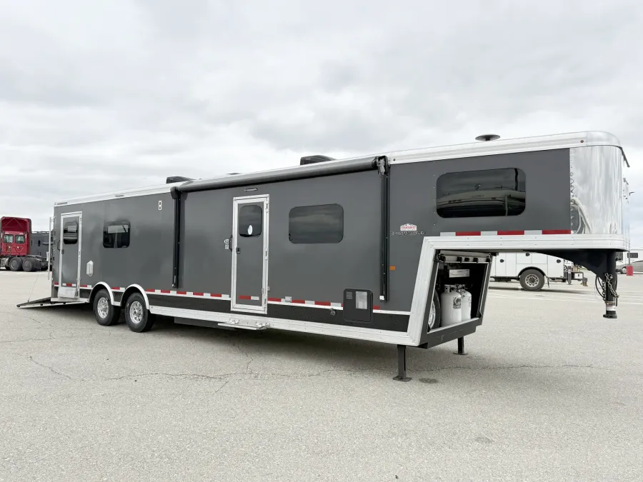 2022 Logan Coach Ultimate Sports Hauler | Photo 1 of 25