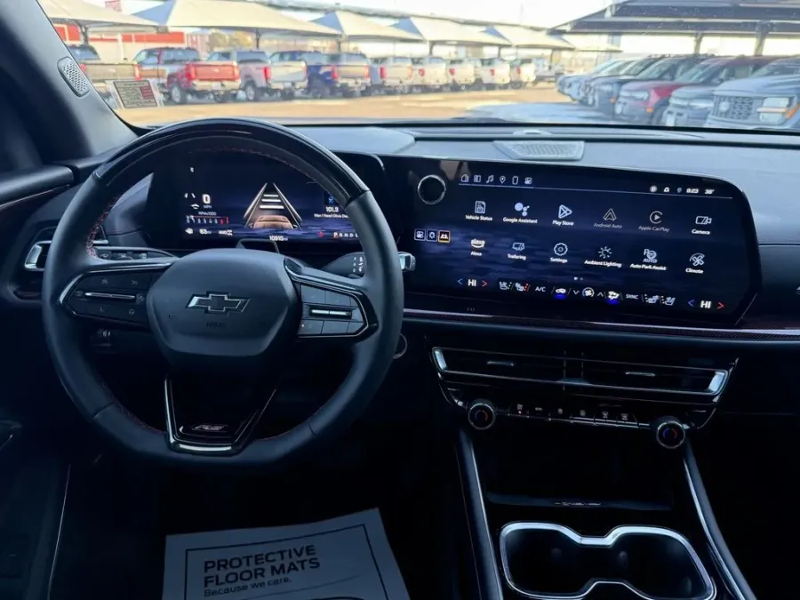 2024 Chevrolet Traverse | Photo 23 of 28