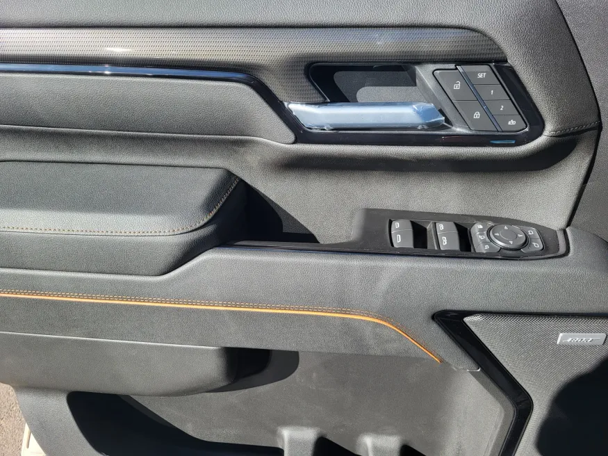 2026 GMC Sierra 2500HD AT4 | Photo 20 of 31