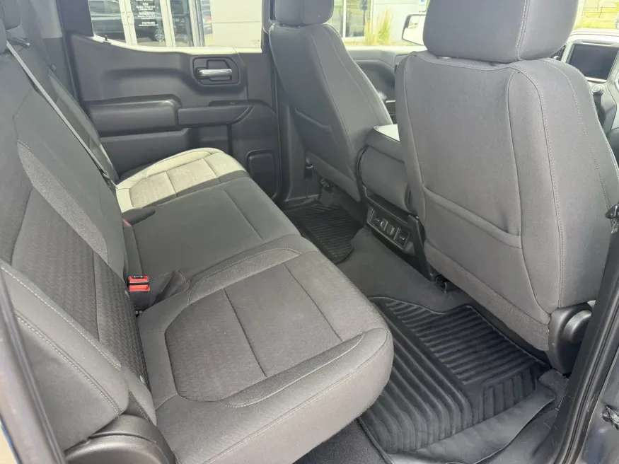 2022 Chevrolet Silverado 1500 LTD | Photo 7 of 16