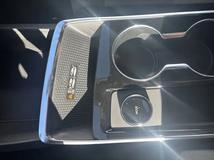 2026 Chevrolet Equinox AWD ACTIV | Photo 19 of 22