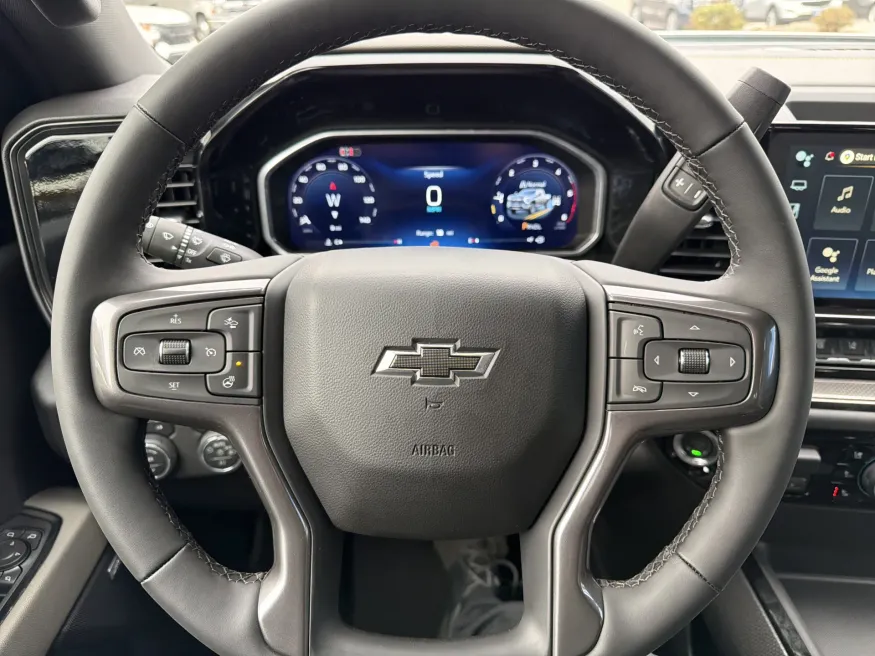 2026 Chevrolet Silverado 2500HD ZR2 | Photo 18 of 20