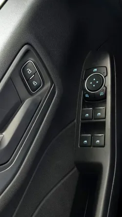 2026 Ford Escape | Thumbnail Photo 12 of 25