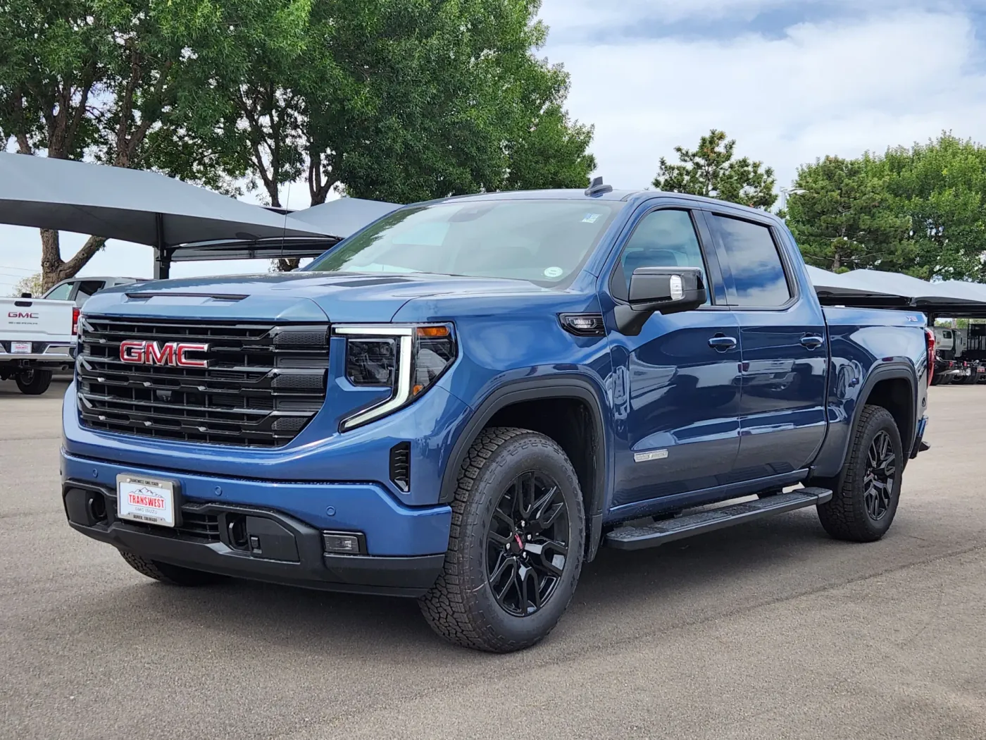 2026 GMC Sierra 1500 Elevation | Photo 3 of 30