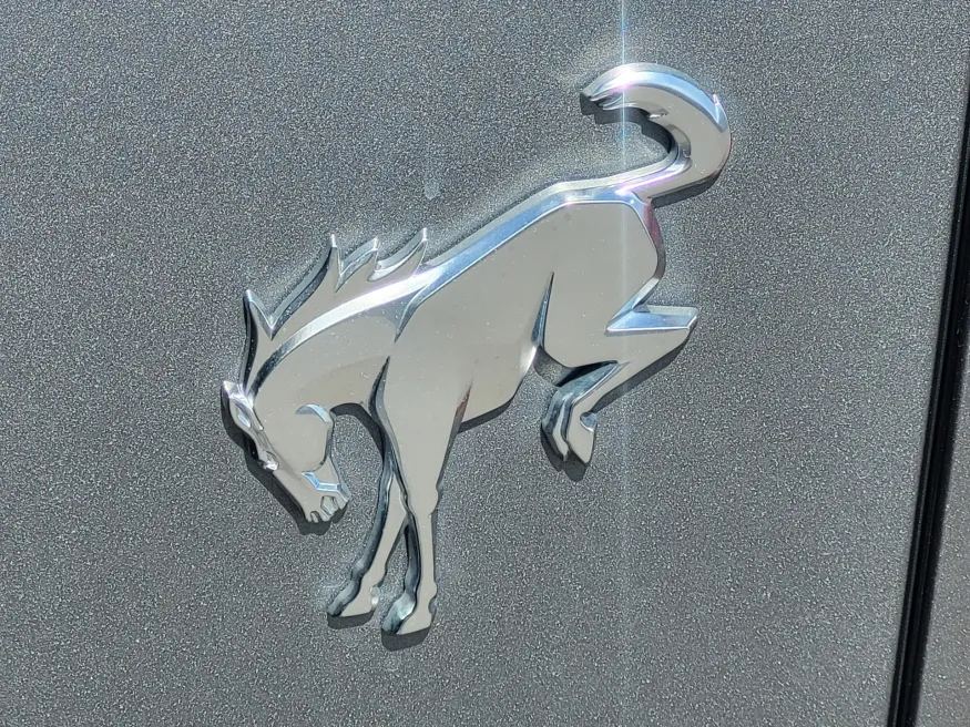 2024 Ford Bronco Badlands | Photo 10 of 25