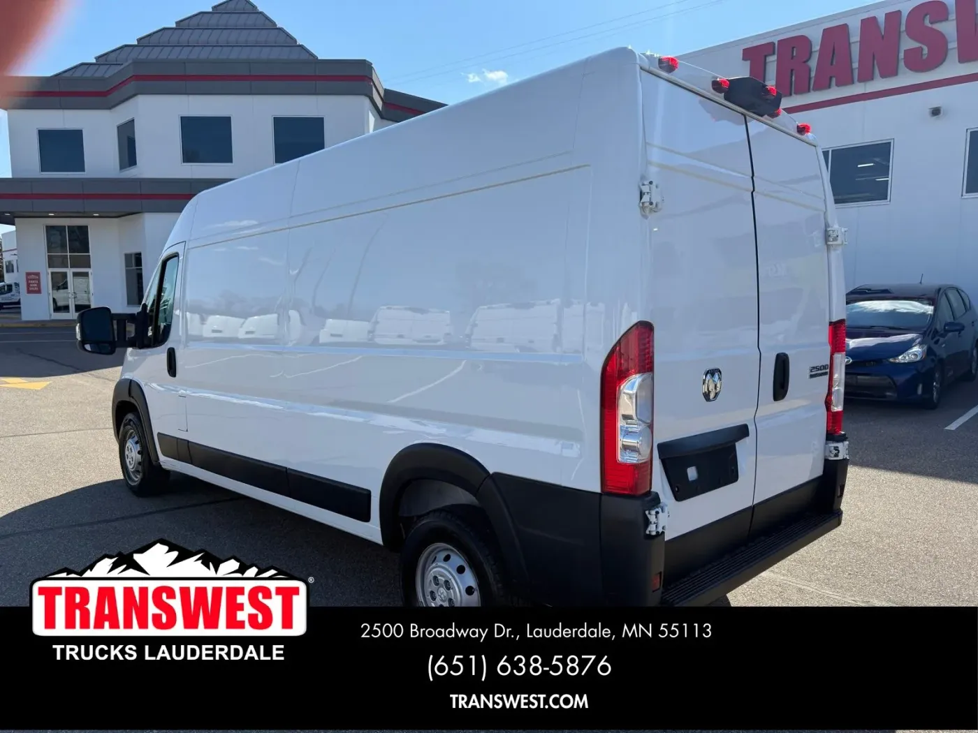 2023 RAM ProMaster 2500 High Roof | Photo 2 of 20