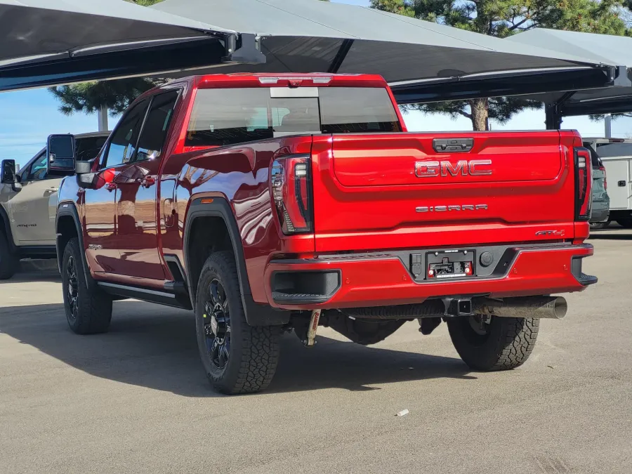 2026 GMC Sierra 2500HD AT4 | Photo 4 of 24