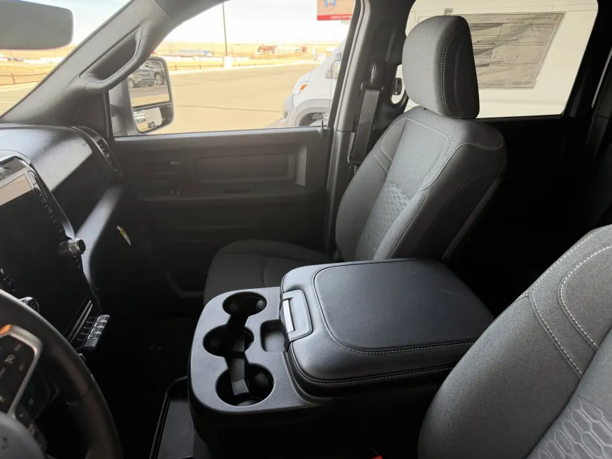 2026 RAM 3500 Tradesman | Photo 18 of 20