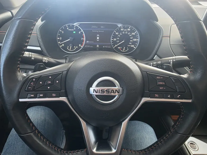 2022 Nissan Altima 2.5 SR | Photo 19 of 23