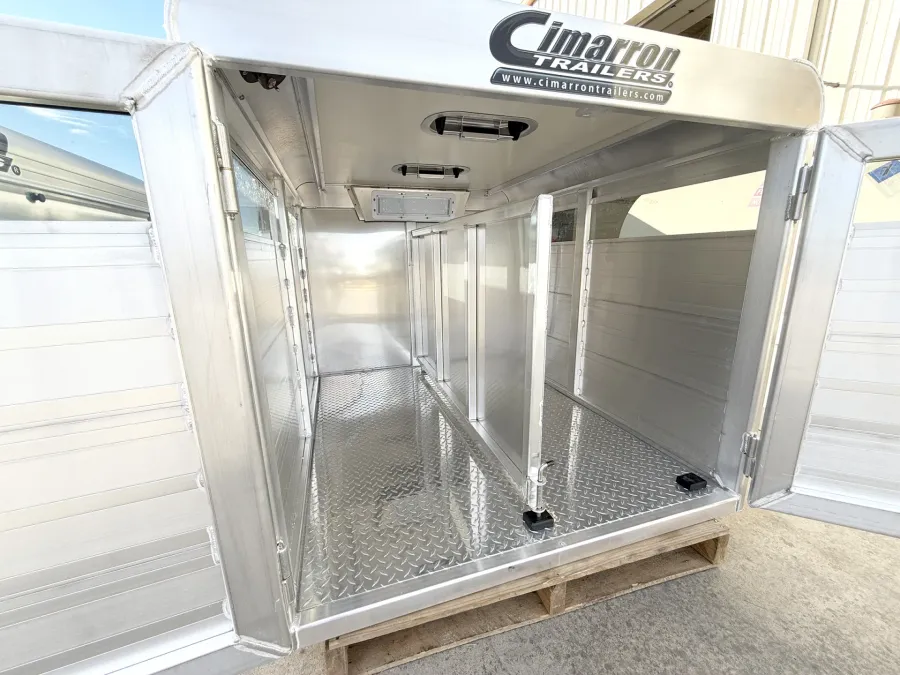 2025 Cimarron Stock Box | Photo 7 of 8