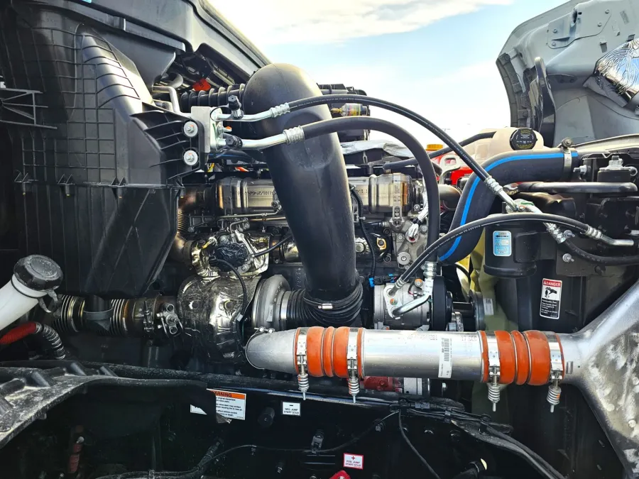 2026 Freightliner PJ126SLP | Photo 12 of 45