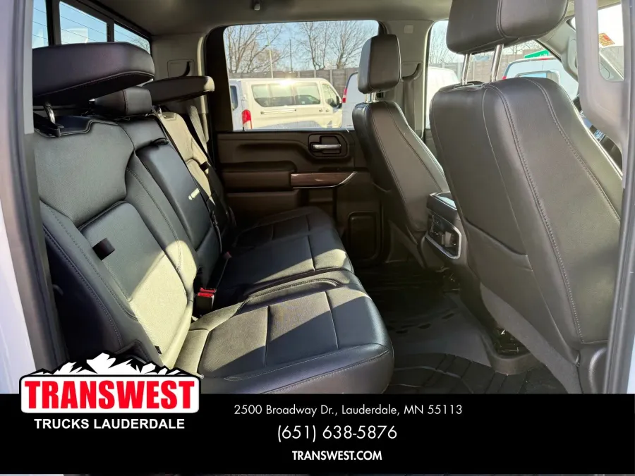 2021 Chevrolet Silverado 2500HD LTZ | Photo 8 of 21