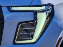 2026 GMC Yukon Denali Ultimate | Thumbnail Photo 6 of 23